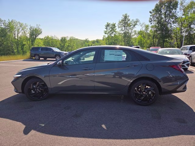 2026 Ecotronic Gray Hyundai Elantra SEL Sport FWD Sedan