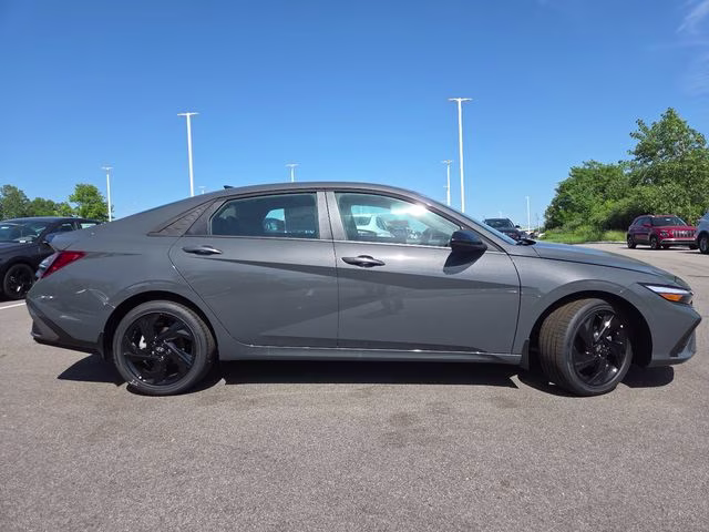 2026 Ecotronic Gray Hyundai Elantra SEL Sport FWD Sedan