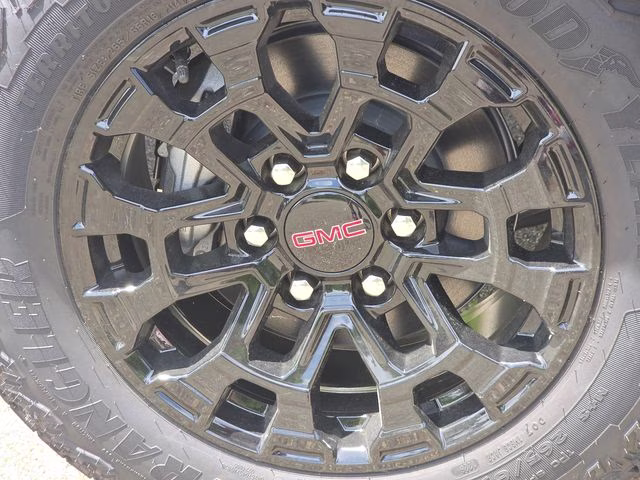 2026 Onyx Black GMC Canyon Elevation 4X4 Truck