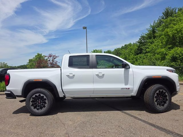 2026 Summit White GMC Canyon AT4 4X4 Truck