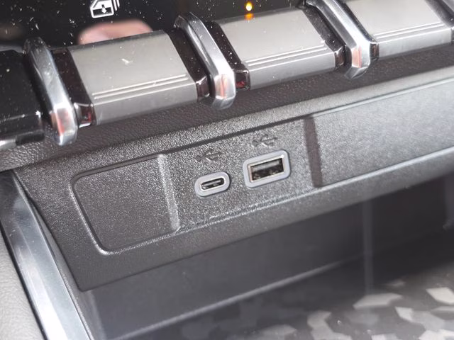 2026 Summit White GMC Canyon AT4 4X4 Truck