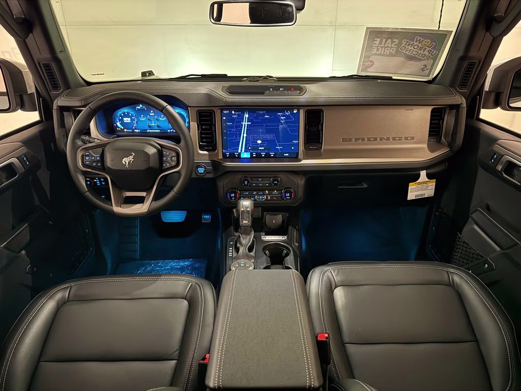 2026 Avalanche Gray Ford Bronco Outer Banks 4X4 SUV