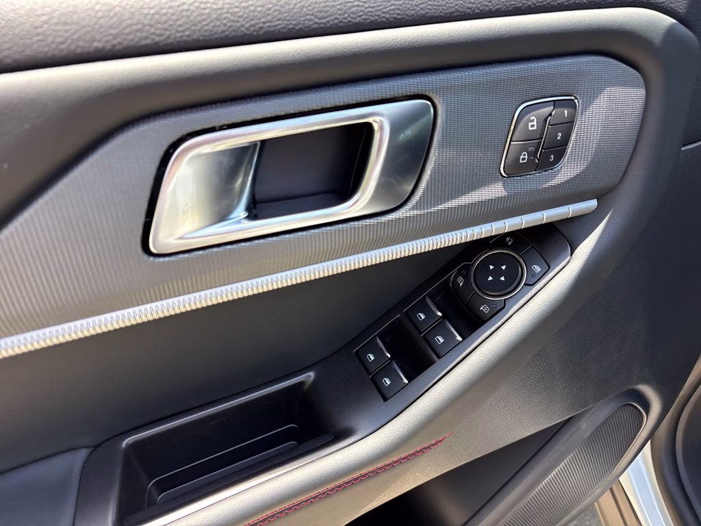 2026 White Metallic Ford Explorer ST RWD SUV