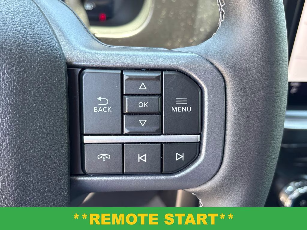 2026 Oxford White Ford Super Duty F-250 SRW Lariat 4X4 Truck
