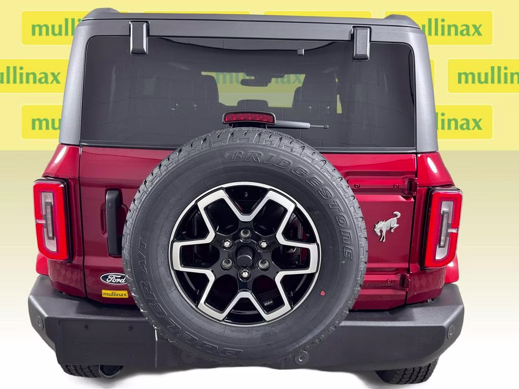 2026 Ruby Red Metallic Tinted Clearcoat Ford Bronco Outer Banks 4X4 SUV