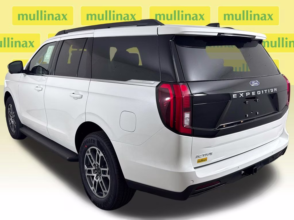 2026 Star White Metallic Tri-Coat Ford Expedition Active RWD SUV