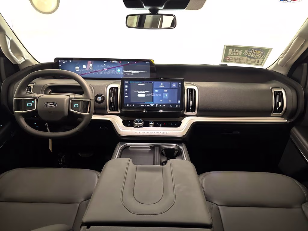 2026 Star White Metallic Tri-Coat Ford Expedition Active RWD SUV