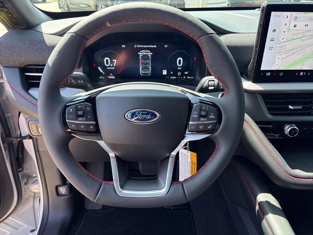 2026 White Metallic Ford Explorer ST-Line RWD SUV