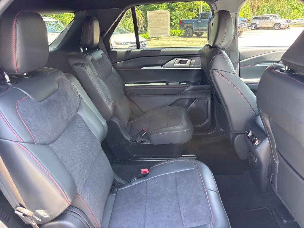 2026 White Metallic Ford Explorer ST RWD SUV