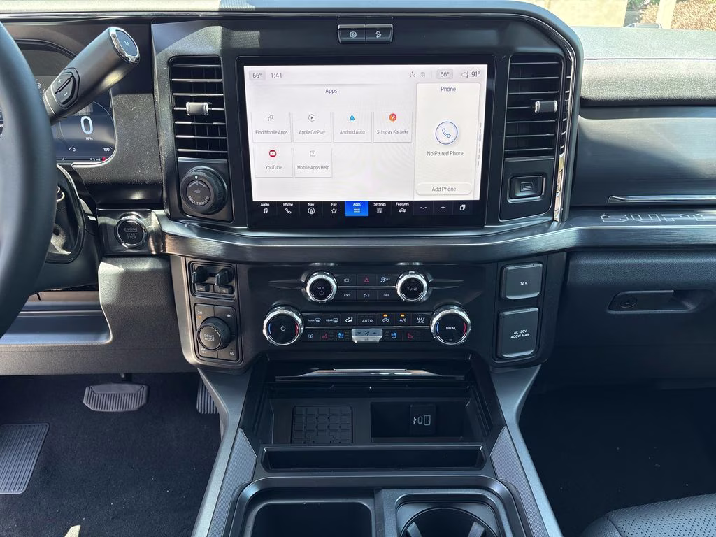 2026 Oxford White Ford Super Duty F-250 SRW Lariat 4X4 Truck