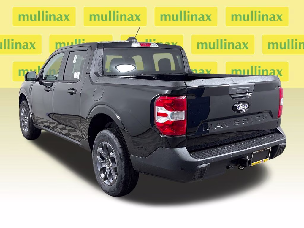 2026 Shadow Black Ford Maverick XLT FWD Truck