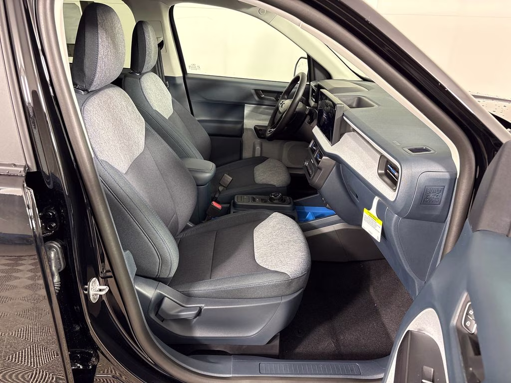 2026 Shadow Black Ford Maverick XLT FWD Truck