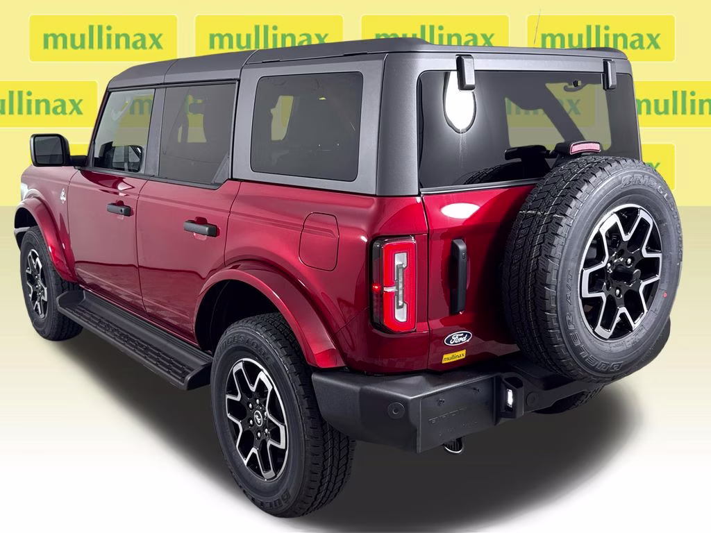 2026 Ruby Red Metallic Tinted Clearcoat Ford Bronco Outer Banks 4X4 SUV