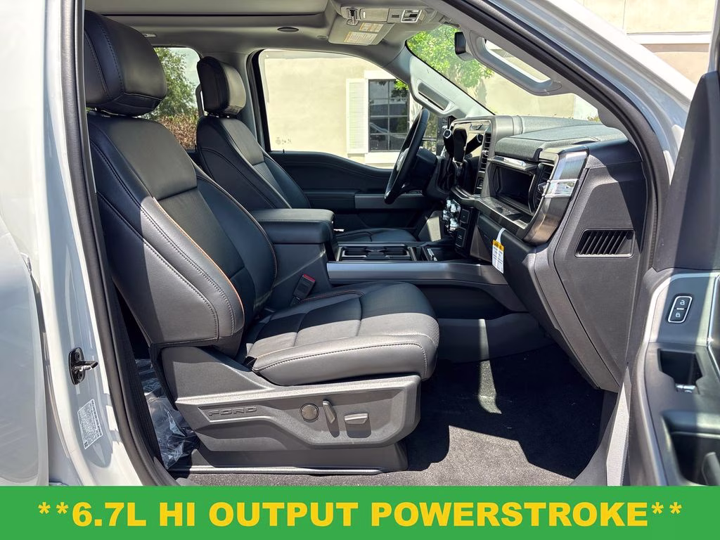 2026 Avalanche Ford Super Duty F-250 SRW Lariat 4X4 Truck