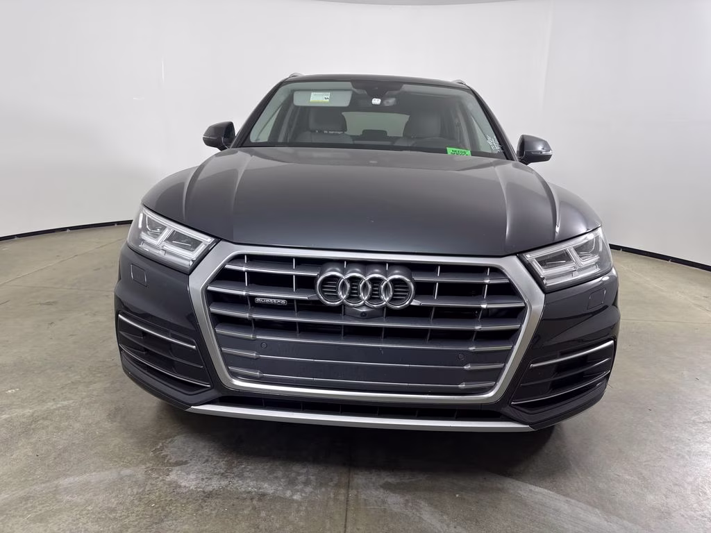 2018 Mythos Black Metallic Audi Q5 2.0T Premium AWD SUV
