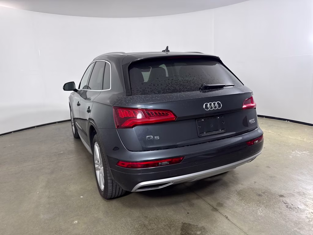 2018 Mythos Black Metallic Audi Q5 2.0T Premium AWD SUV