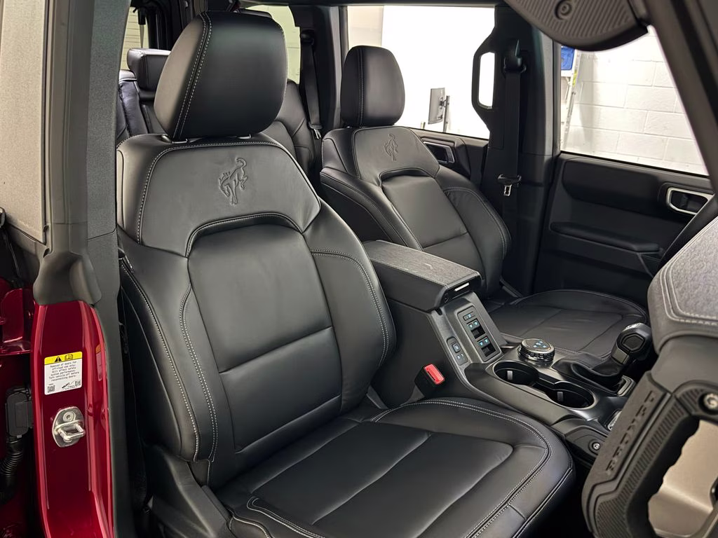 2026 Ruby Red Metallic Tinted Clearcoat Ford Bronco Outer Banks 4X4 SUV