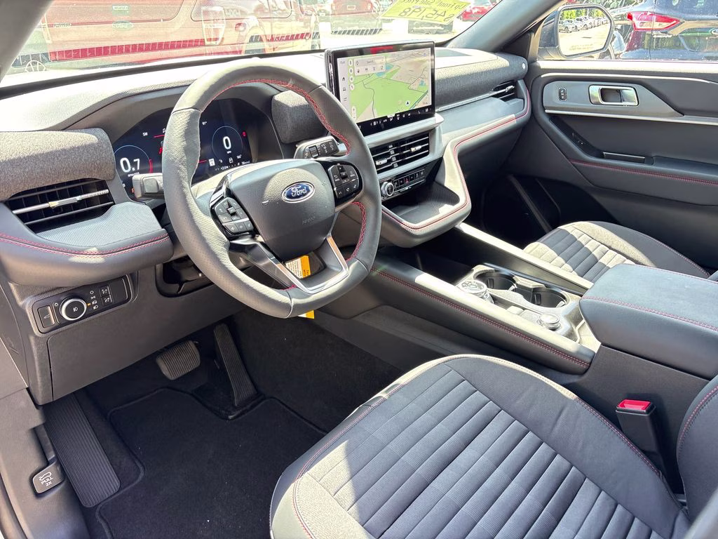 2026 White Metallic Ford Explorer ST-Line RWD SUV