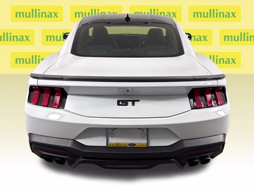 2026 Oxford White Ford Mustang GT RWD Coupe