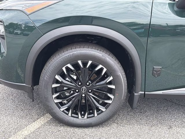 2026 Obsidian Green Nissan Rogue Dark Armor FWD SUV