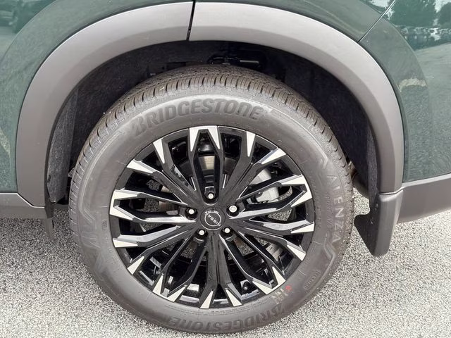 2026 Obsidian Green Nissan Rogue Dark Armor FWD SUV