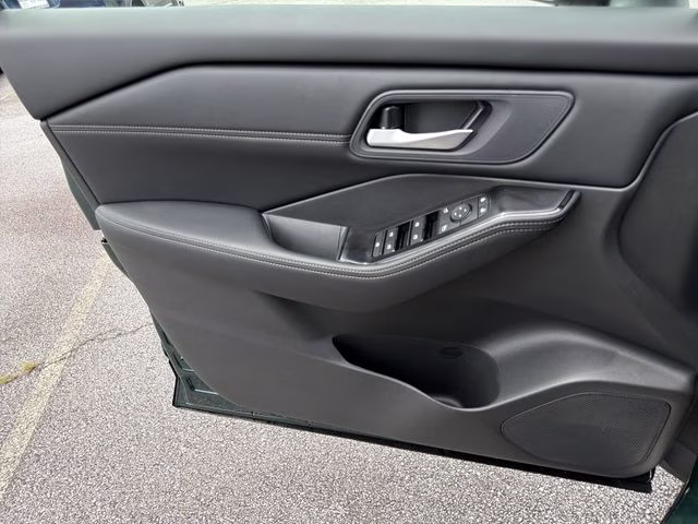 2026 Obsidian Green Nissan Rogue Dark Armor FWD SUV