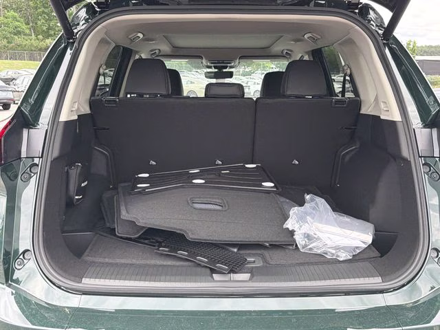 2026 Obsidian Green Nissan Rogue Dark Armor FWD SUV