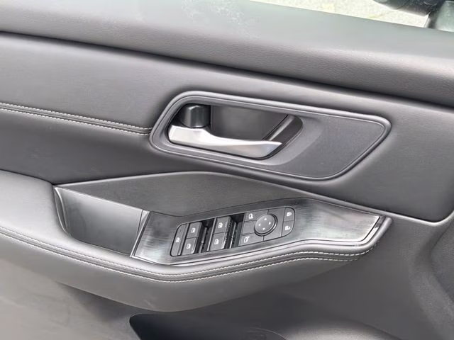 2026 Boulder Gray Pearl Nissan Rogue Dark Armor AWD SUV