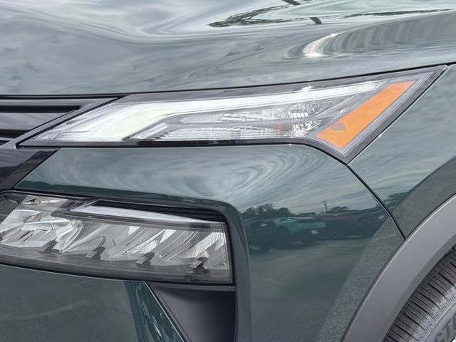 2026 Obsidian Green Nissan Rogue Dark Armor FWD SUV