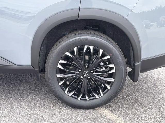 2026 Boulder Gray Pearl Nissan Rogue Dark Armor AWD SUV