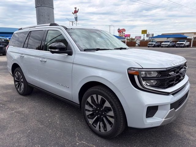 2026 Silver Ford Expedition Platinum 4X4 SUV
