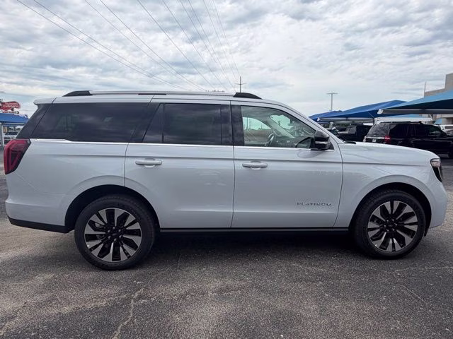 2026 Silver Ford Expedition Platinum 4X4 SUV