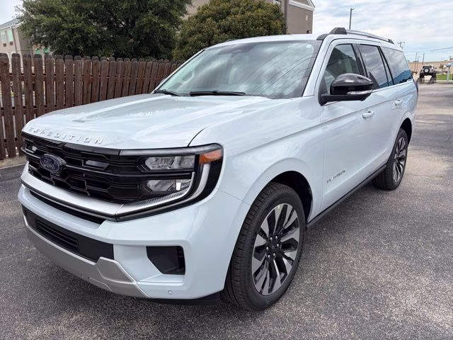 2026 Silver Ford Expedition Platinum 4X4 SUV