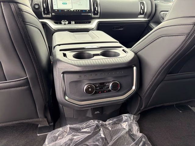 2026 Silver Ford Expedition Platinum 4X4 SUV