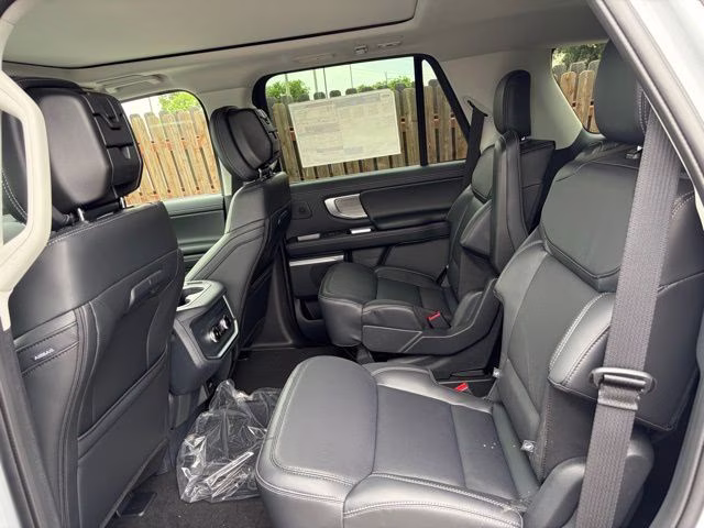 2026 Silver Ford Expedition Platinum 4X4 SUV