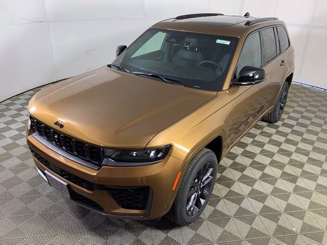2026 Copper Shino Metallic Clearcoat Jeep Grand Cherokee Limited Reserve 4X4 SUV