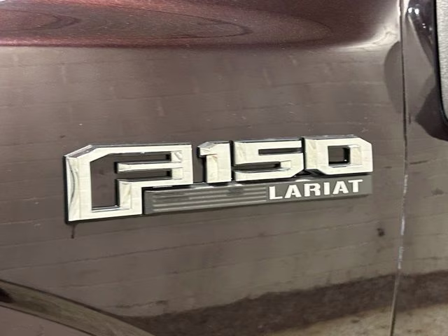 2020 Magma Red Metallic Ford F-150 Lariat 4X4 Truck