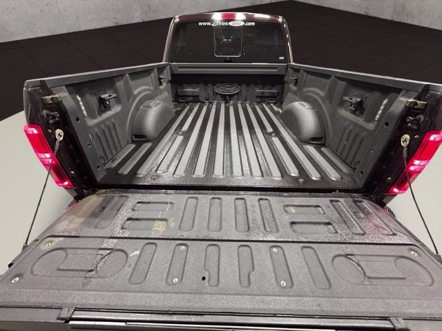 2020 Magma Red Metallic Ford F-150 Lariat 4X4 Truck