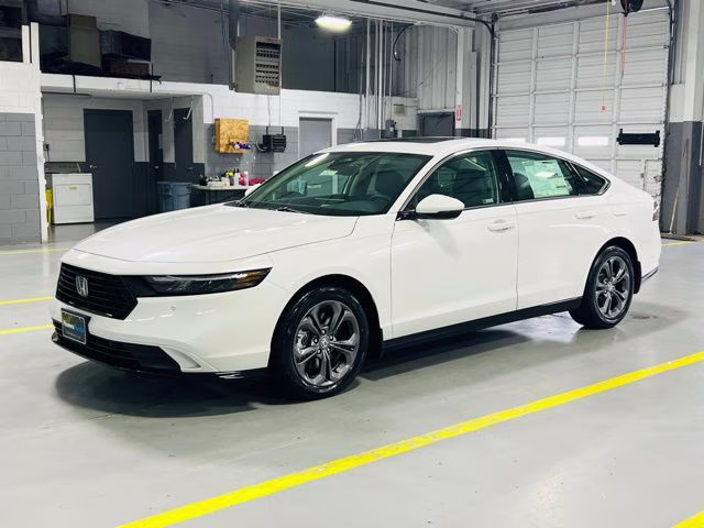 2026 Platinum White Pearl Honda Accord Hybrid EX-L FWD Sedan