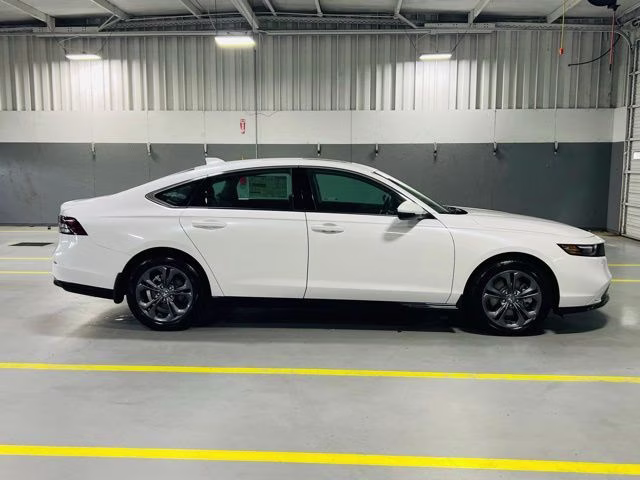 2026 Platinum White Pearl Honda Accord Hybrid EX-L FWD Sedan