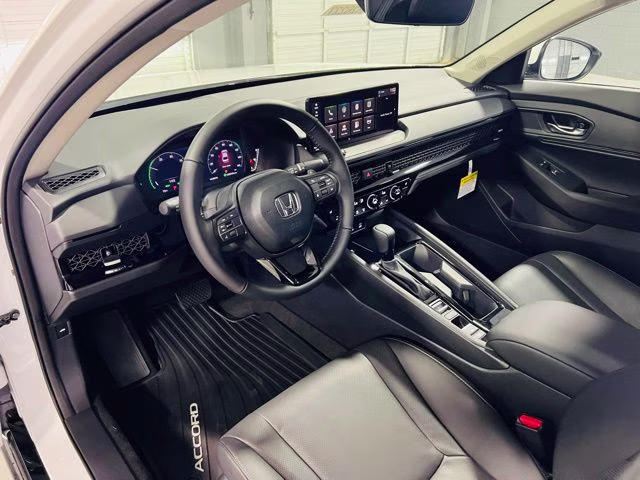 2026 Platinum White Pearl Honda Accord Hybrid EX-L FWD Sedan