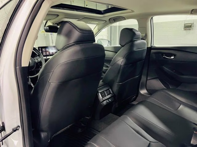 2026 Platinum White Pearl Honda Accord Hybrid EX-L FWD Sedan