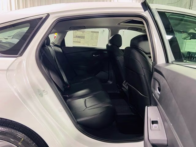 2026 Platinum White Pearl Honda Accord Hybrid EX-L FWD Sedan
