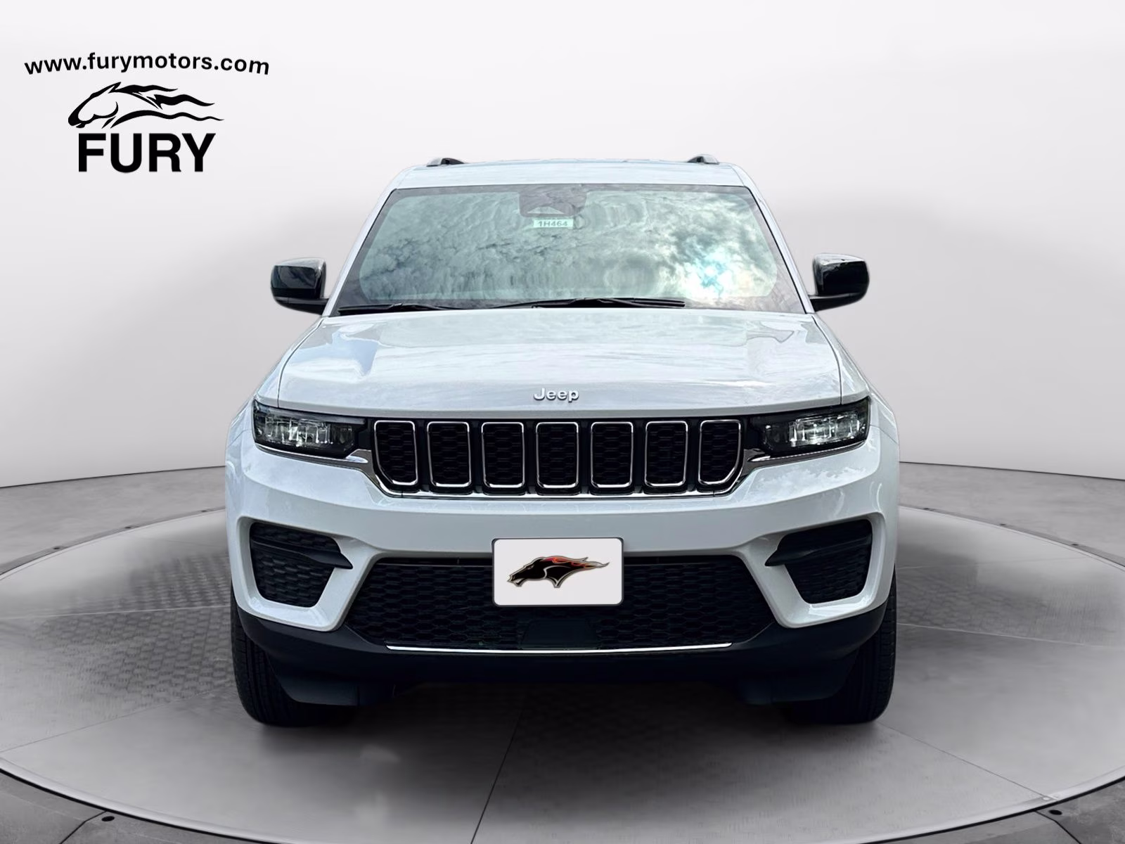2026 Bright White Clearcoat Jeep Grand Cherokee Laredo 4X4 SUV