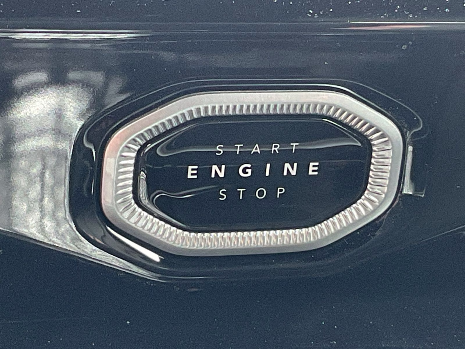 2026 Velvet Red Pearlcoat Jeep Grand Cherokee Limited 4X4 SUV