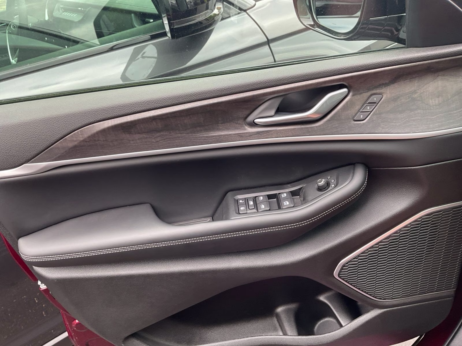 2026 Velvet Red Pearlcoat Jeep Grand Cherokee Limited 4X4 SUV