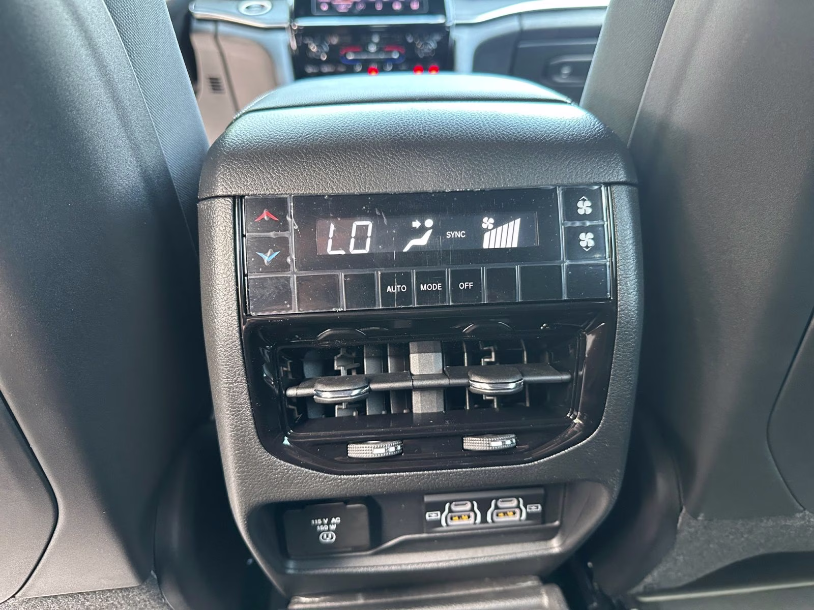 2026 Bright White Clearcoat Jeep Grand Cherokee L Laredo 4X4 SUV