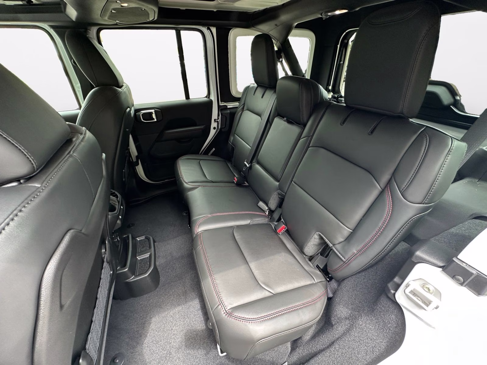 2026 Bright White Clearcoat Jeep Wrangler Rubicon X 4X4 SUV