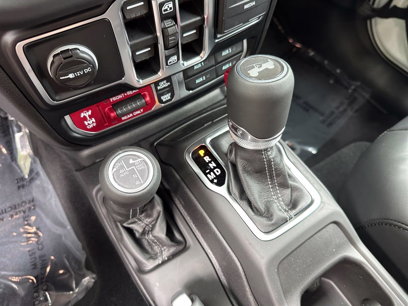 2026 Bright White Clearcoat Jeep Wrangler Rubicon X 4X4 SUV