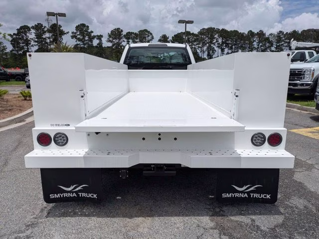 2026 Oxford White Ford Super Duty F-450 DRW XL 4X4 Truck